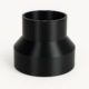 02 Reduzierstück Reduzierstück aus schwarzem Kunststoff zur Verbindung von Lüftungsrohren – passgenauer Rohradapter für verschiedene Durchmesser.